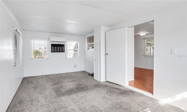 209 50TH AVENUE PLAZA E, Bradenton, FL 34203