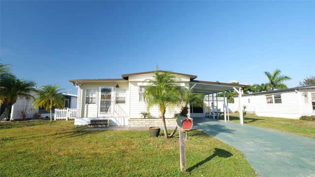 209 50TH AVENUE PLAZA E, Bradenton, FL 34203