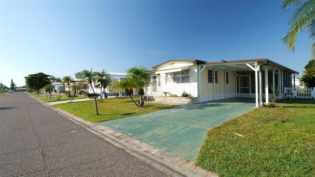 209 50TH AVENUE PLAZA E, Bradenton, FL 34203