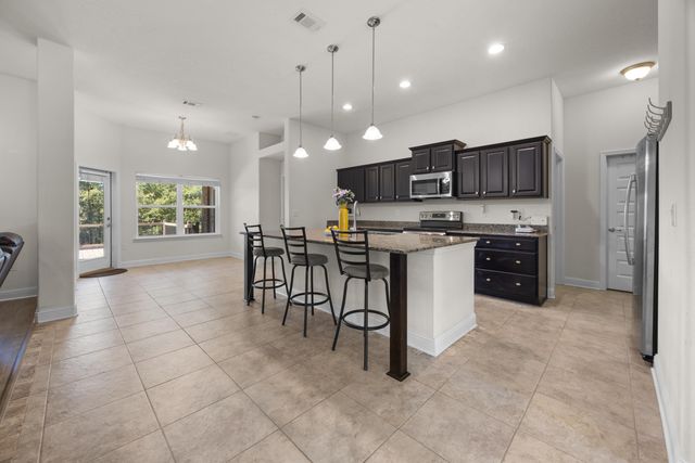 6101 Walk Along Way, Crestview, FL 32536