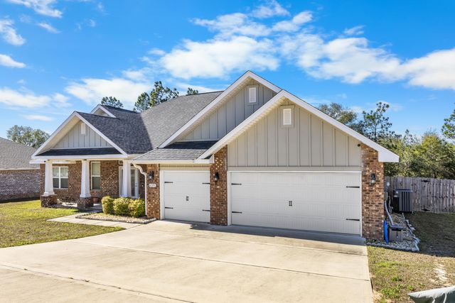 6101 Walk Along Way, Crestview, FL 32536
