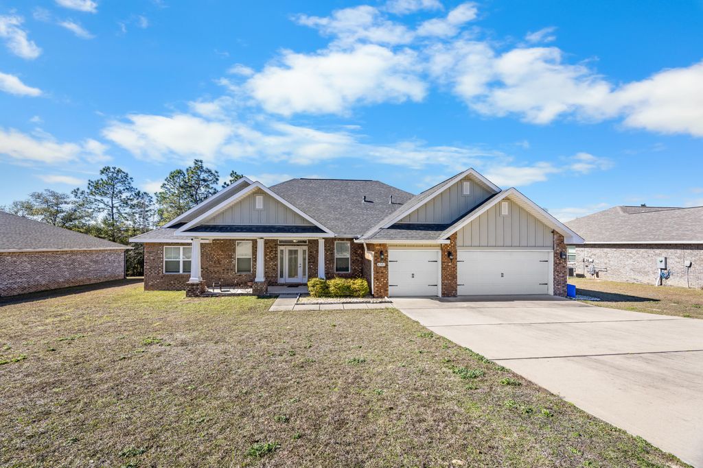 6101 Walk Along Way, Crestview, FL 32536