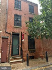2138 TRYON ST, Philadelphia, PA 19146