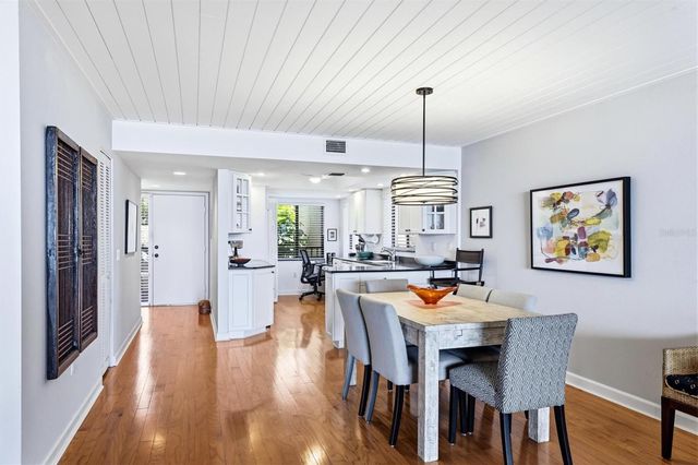 3460 WILD OAK BAY BOULEVARD 143, Bradenton, FL 34210