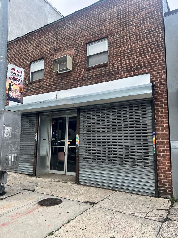 253 S Broadway 1st Floor & 2nd Floor, Yonkers, NY 10705 — exterior