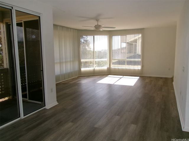 1337 Moanalualani Way 11H, Honolulu, HI 96819