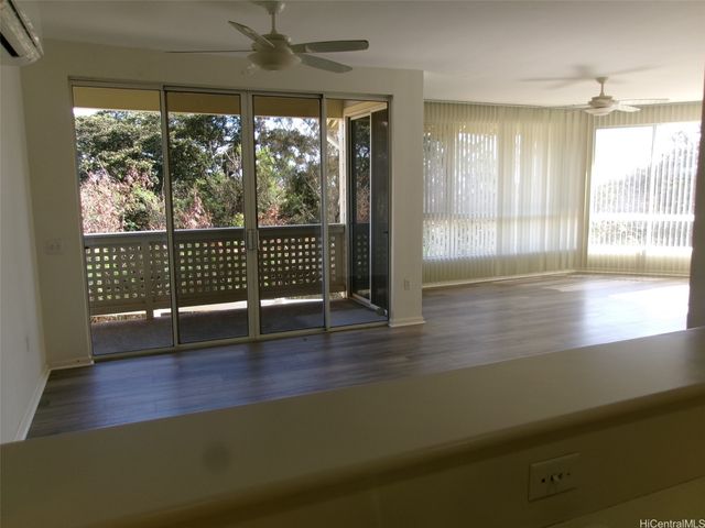 1337 Moanalualani Way 11H, Honolulu, HI 96819