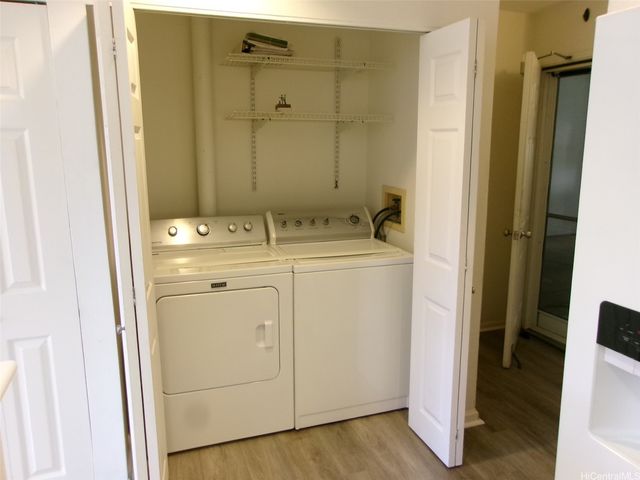 1337 Moanalualani Way 11H, Honolulu, HI 96819