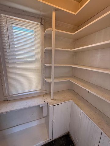 1433 W National AVENUE, Milwaukee, WI 53204