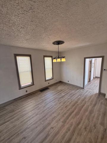 1433 W National AVENUE, Milwaukee, WI 53204