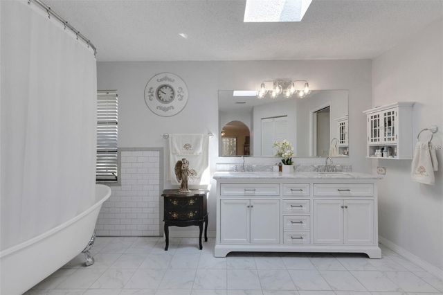 3736 MAPLE HOLLOW COURT, Sarasota, FL 34243