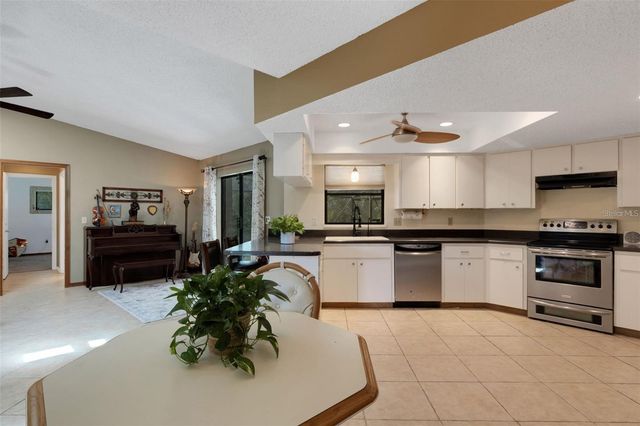 3736 MAPLE HOLLOW COURT, Sarasota, FL 34243