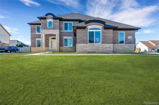 18792 Meloche Drive, Rockwood, MI 48173