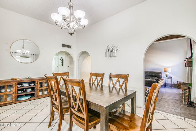 5617 Beth View Drive, El Paso, TX 79932