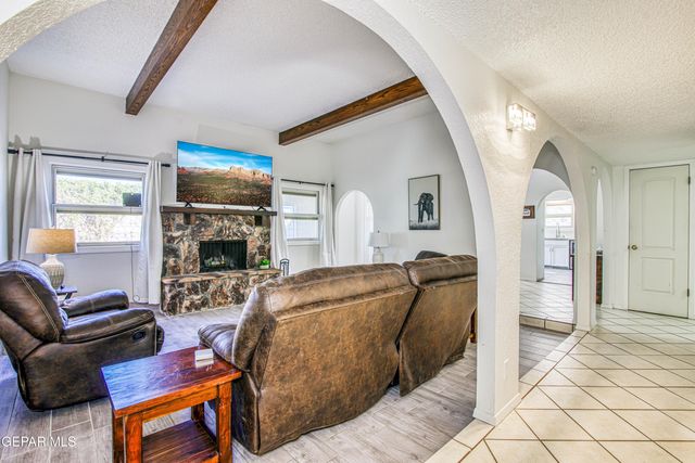5617 Beth View Drive, El Paso, TX 79932