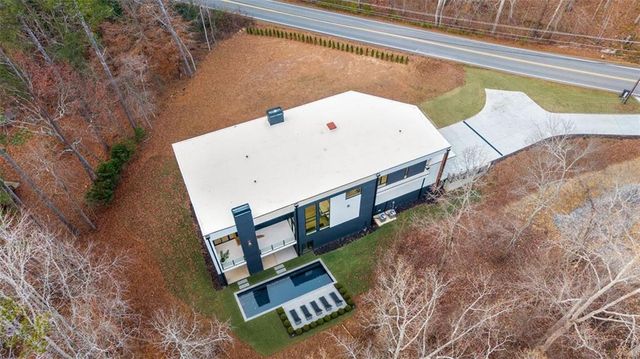 1736 COX Road, Roswell, GA 30075