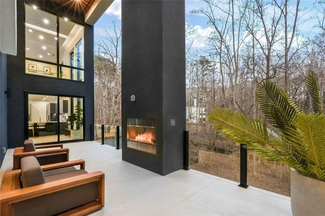 1736 COX Road, Roswell, GA 30075