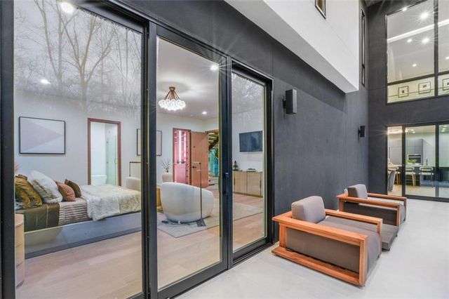 1736 COX Road, Roswell, GA 30075