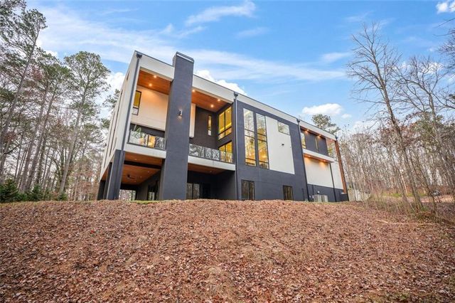 1736 COX Road, Roswell, GA 30075