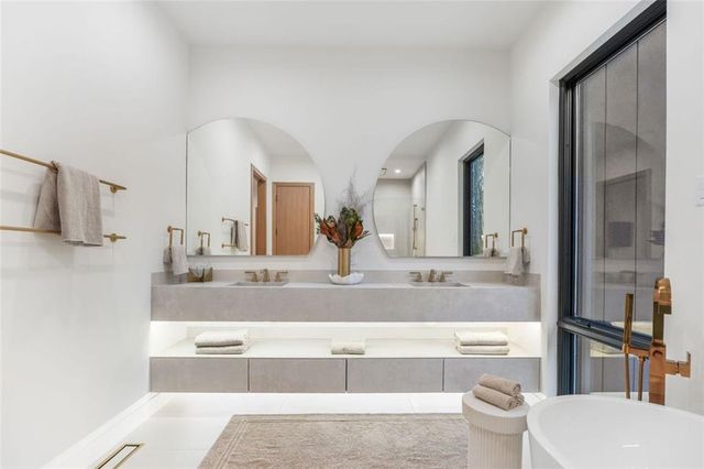 1736 COX Road, Roswell, GA 30075