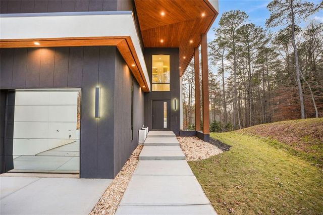 1736 COX Road, Roswell, GA 30075