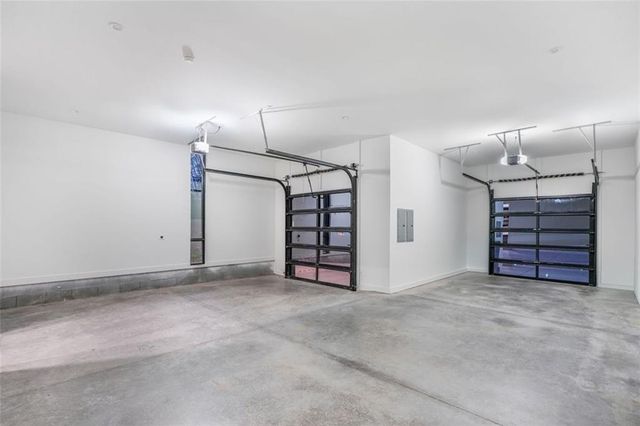 1736 COX Road, Roswell, GA 30075