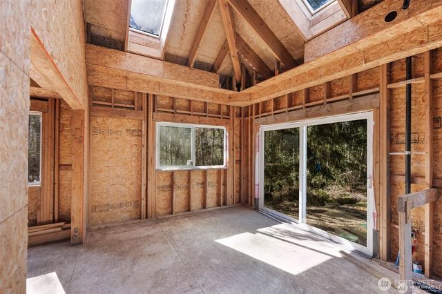 9118 130th Avenue Ct, Anderson Island, WA 98303