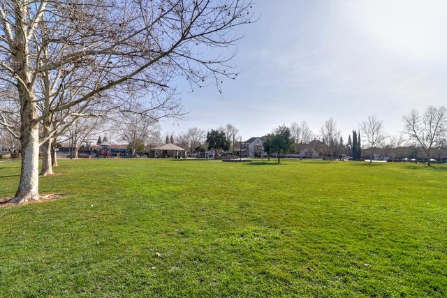 4039 Coratina Way, Rancho Cordova, CA 95742