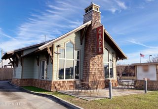 934 Cedar Lake Road, Biloxi, MS 39532