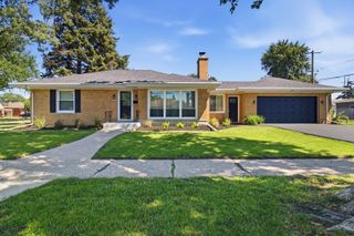 1857 Bristol Avenue, Westchester, IL 60154