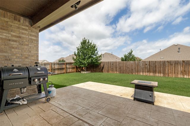 2817 Half Moon Road, Aubrey, TX 76227