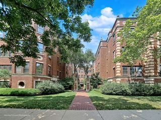 400 Ridge Avenue 16-2, Evanston, IL 60202