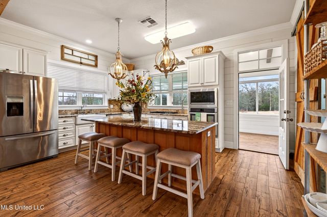 20 Hawkins Drive, Carriere, MS 39426