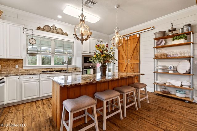 20 Hawkins Drive, Carriere, MS 39426