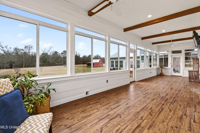 20 Hawkins Drive, Carriere, MS 39426