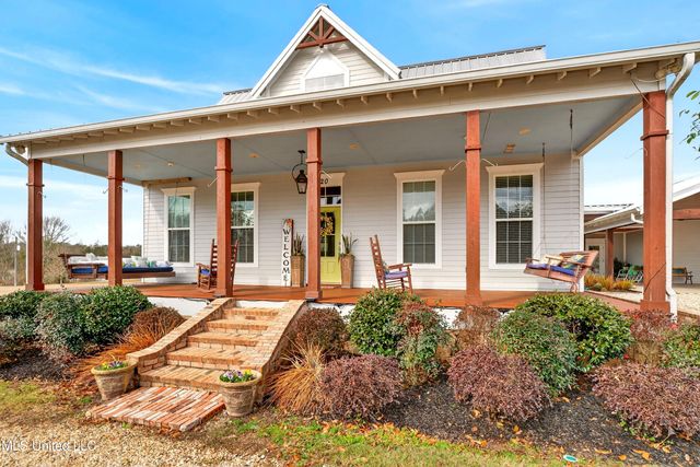 20 Hawkins Drive, Carriere, MS 39426