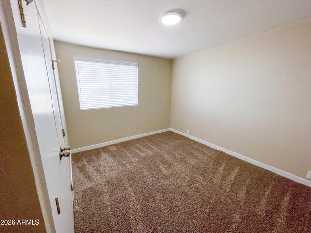 645 S Barlow Street, Colorado City, AZ 86021