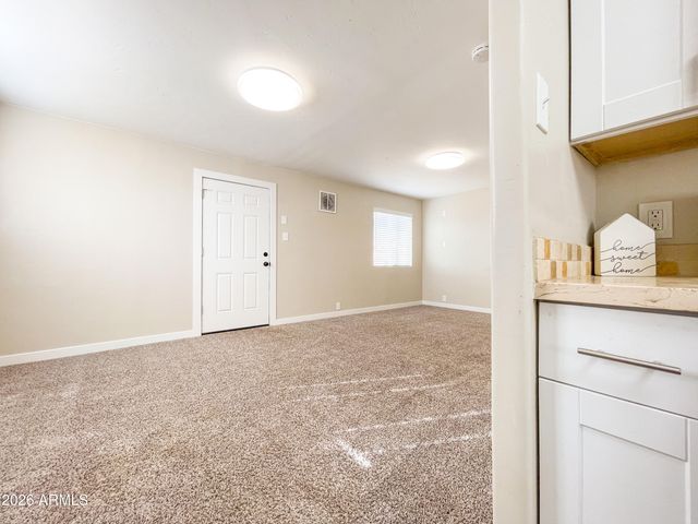 645 S Barlow Street, Colorado City, AZ 86021