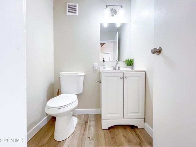 645 S Barlow Street, Colorado City, AZ 86021