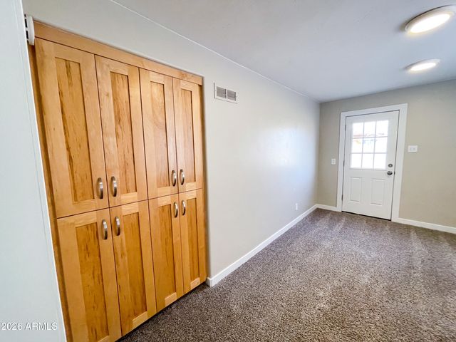 645 S Barlow Street, Colorado City, AZ 86021