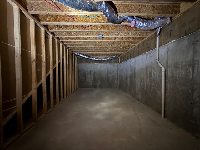 207 Juniper Avenue, Cabool, MO 65689