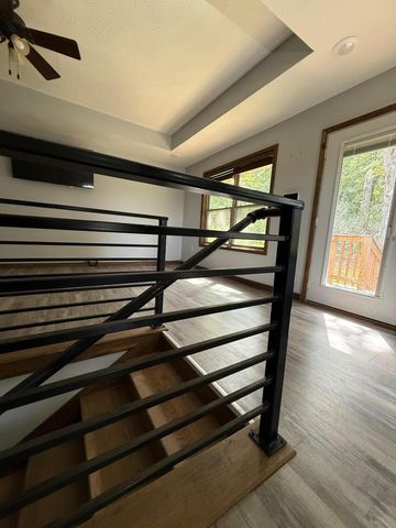 207 Juniper Avenue, Cabool, MO 65689