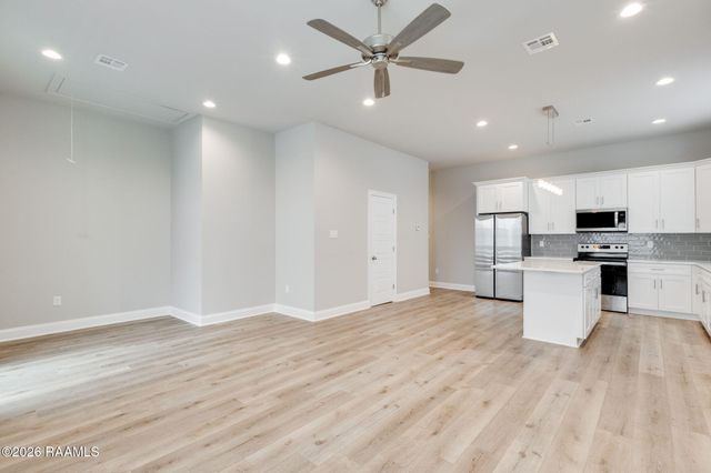 118 Gadwall Drive, Youngsville, LA 70592