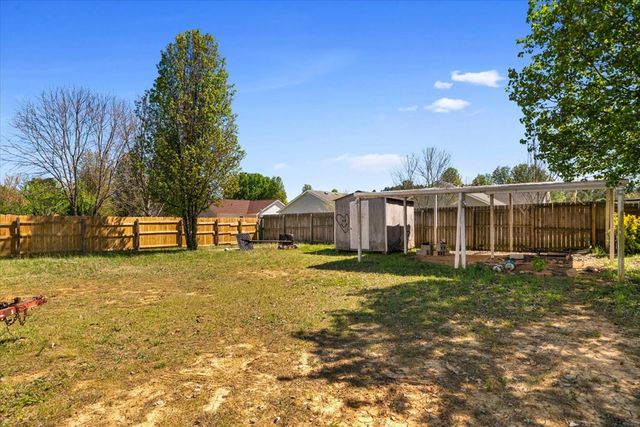 1494 Heather Way, Dalton, GA 30721