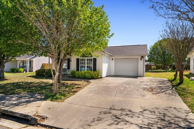 1494 Heather Way, Dalton, GA 30721