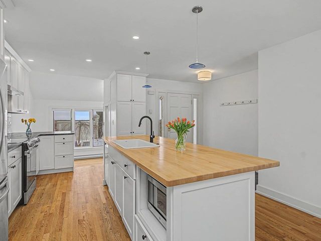 545 S Prospect St Unit 22, Burlington, VT 05401