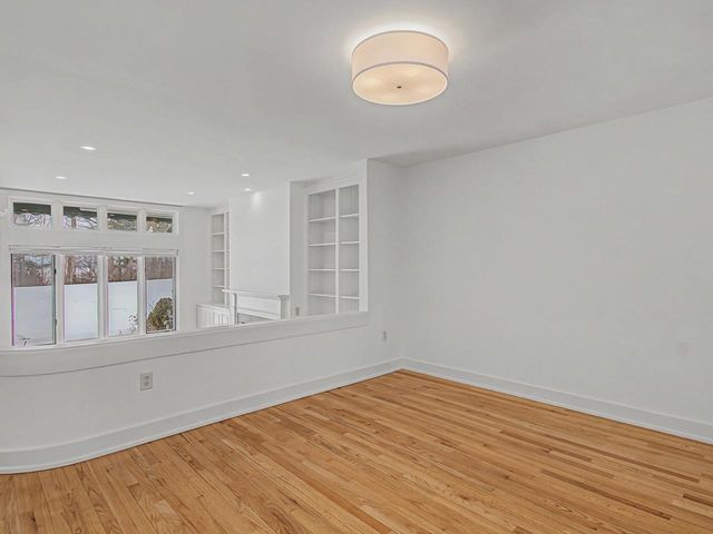 545 S Prospect St Unit 22, Burlington, VT 05401