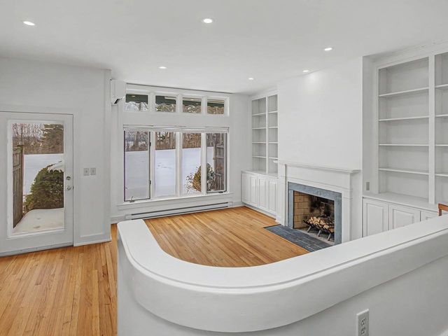 545 S Prospect St Unit 22, Burlington, VT 05401