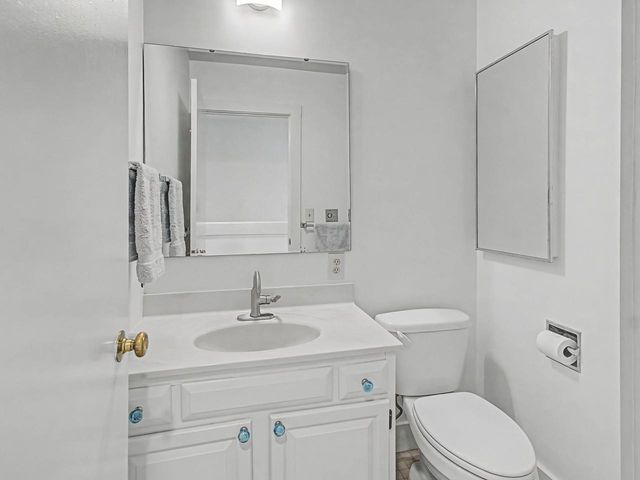 545 S Prospect St Unit 22, Burlington, VT 05401