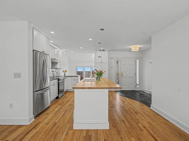 545 S Prospect St Unit 22, Burlington, VT 05401